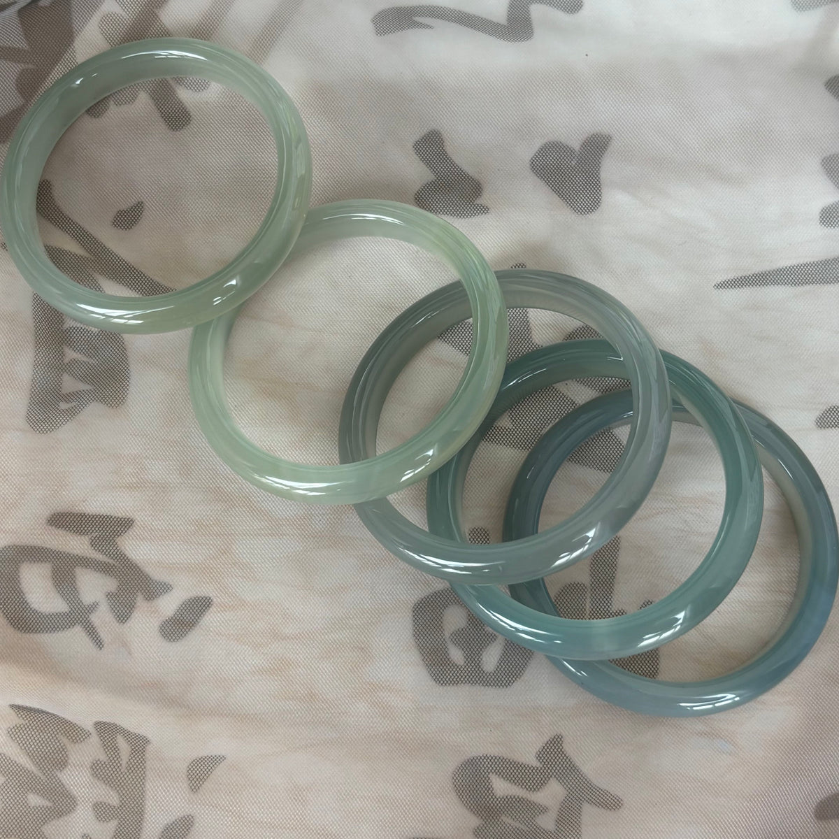 Natural Ice Blue-Green Agate Bangle – Cool, Translucent & Unique