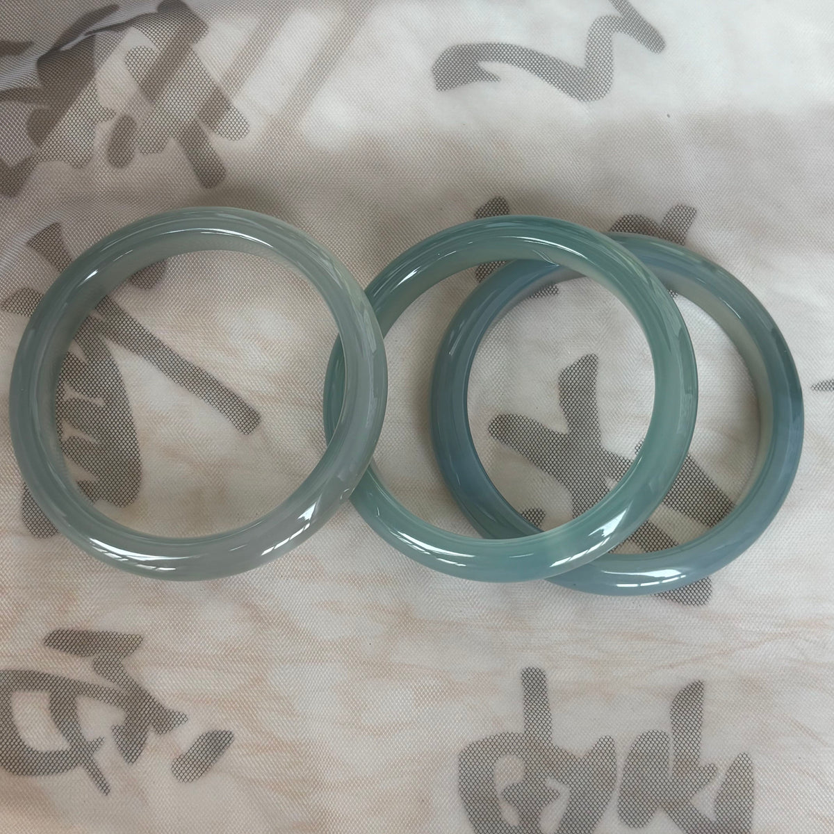 Natural Ice Blue-Green Agate Bangle – Cool, Translucent & Unique